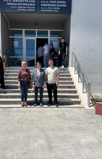 Manyas Anadolu Lisesi Öğrencilerinden Mütercim ve Tercümanlık Bölümüne Ziyaret