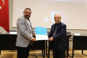 Bölümümüz Yeni Türk Edebiyatı Anabilim Dalı Başkanı Dr. Öğr. Üyesi Ferudun AY, “Estetiğin Ortak Dili: Uluslararası Güzel Sanatlar ve Edebiyat Sempozyumu”na Katıldı